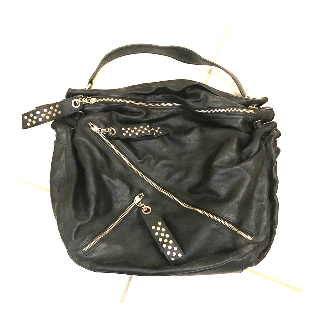 Extra Large Black Zippered Handbag